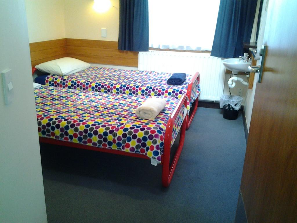Hikurangi Stayplace Whanganui Room photo